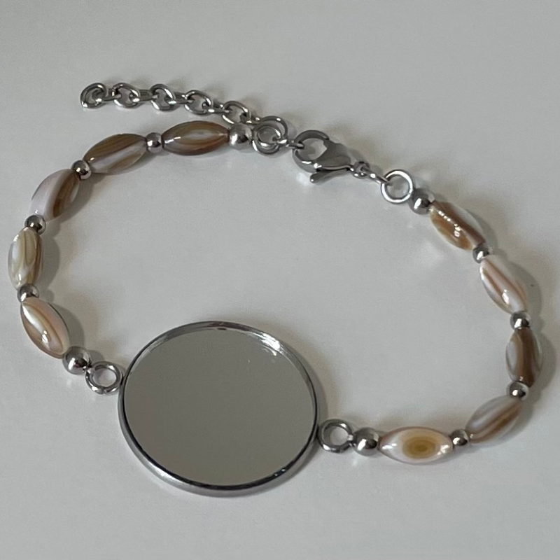 The Mother of Pearl Mirror Bracelet